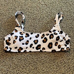 NWT Xhilaration White Brown & Black Bikini Top Size Medium